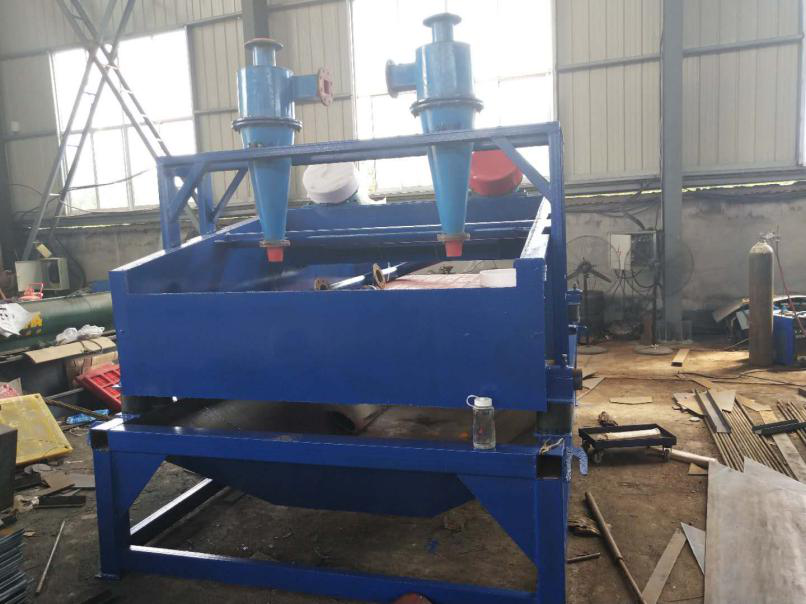 大型脫水篩工作原理.png 大型脫水篩工作原理.png